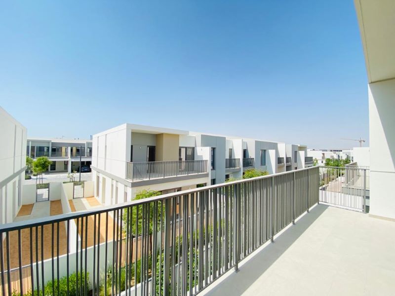 BACK-BALCONY